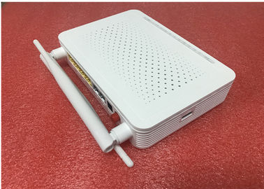 Rapport de performance élevé GPON ONT 1GE+3FE+2POTS+WIFI pour une solution FTTX avec des chipsets Realtek DC 12V/1A fournisseur